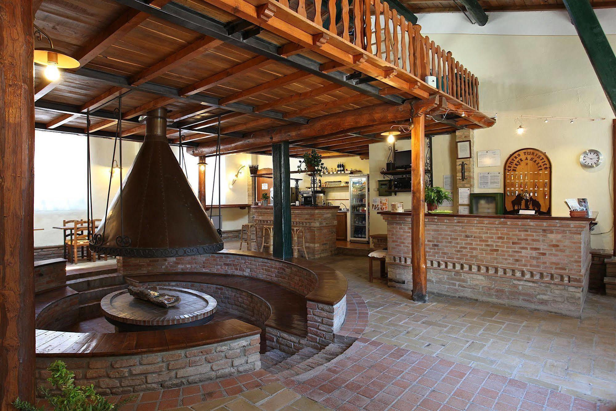 Fattoria Pieve A Salti Bauernhof Buonconvento